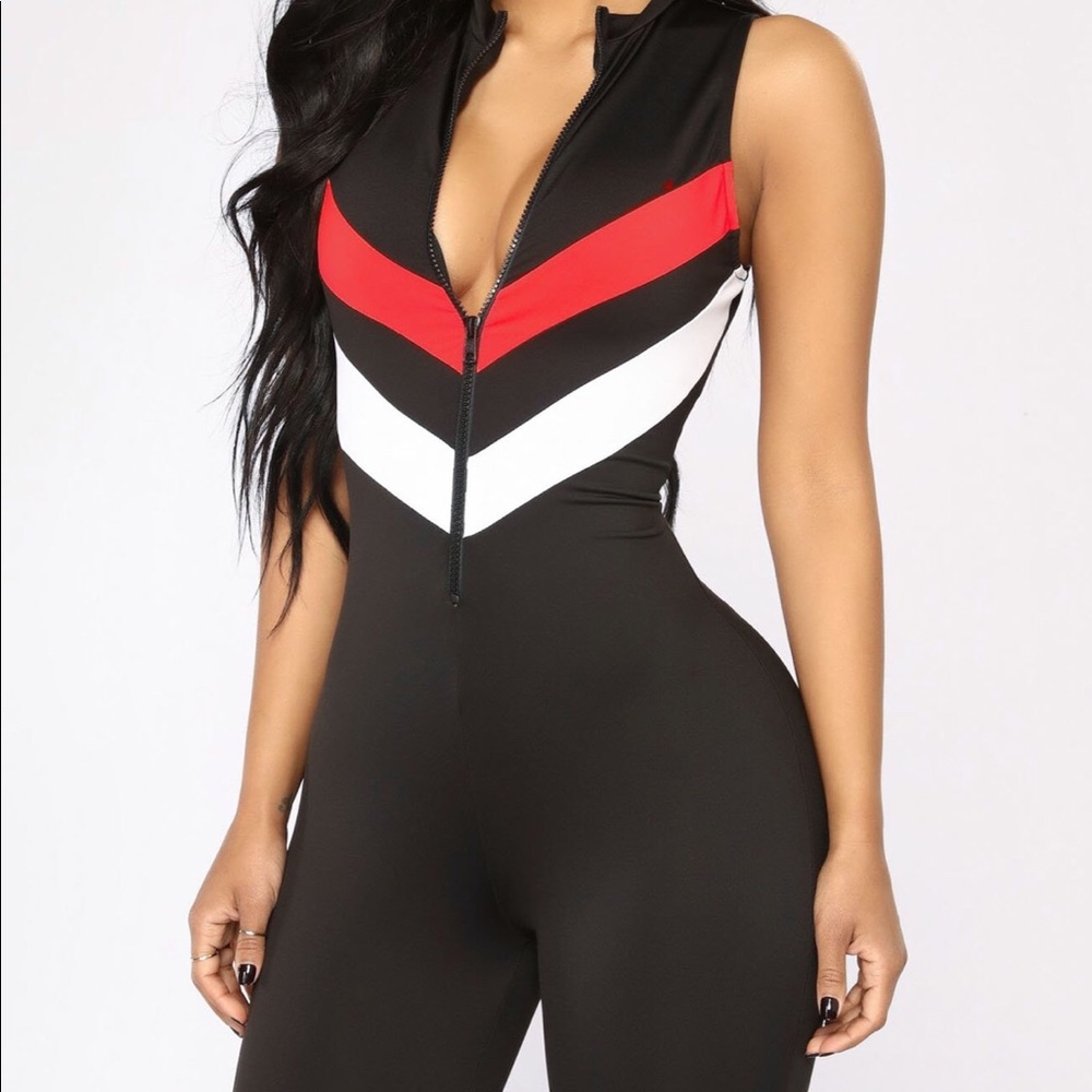 NWT Black Jumpsuit❣️ FINAL PRICE DROP💥💥💥